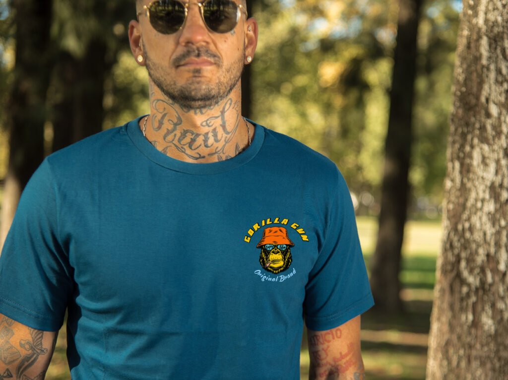 Remera BRAND GG ceruleo