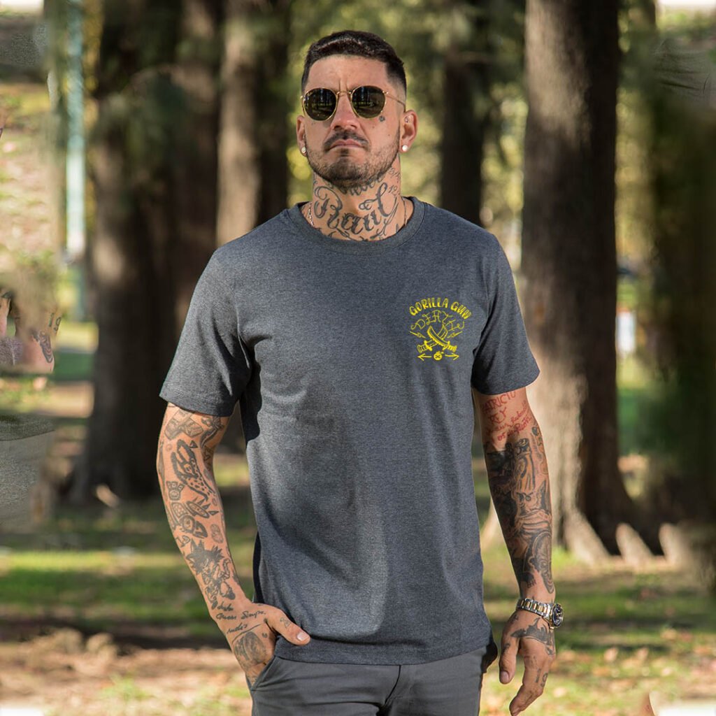 Remera SPADES gris topo