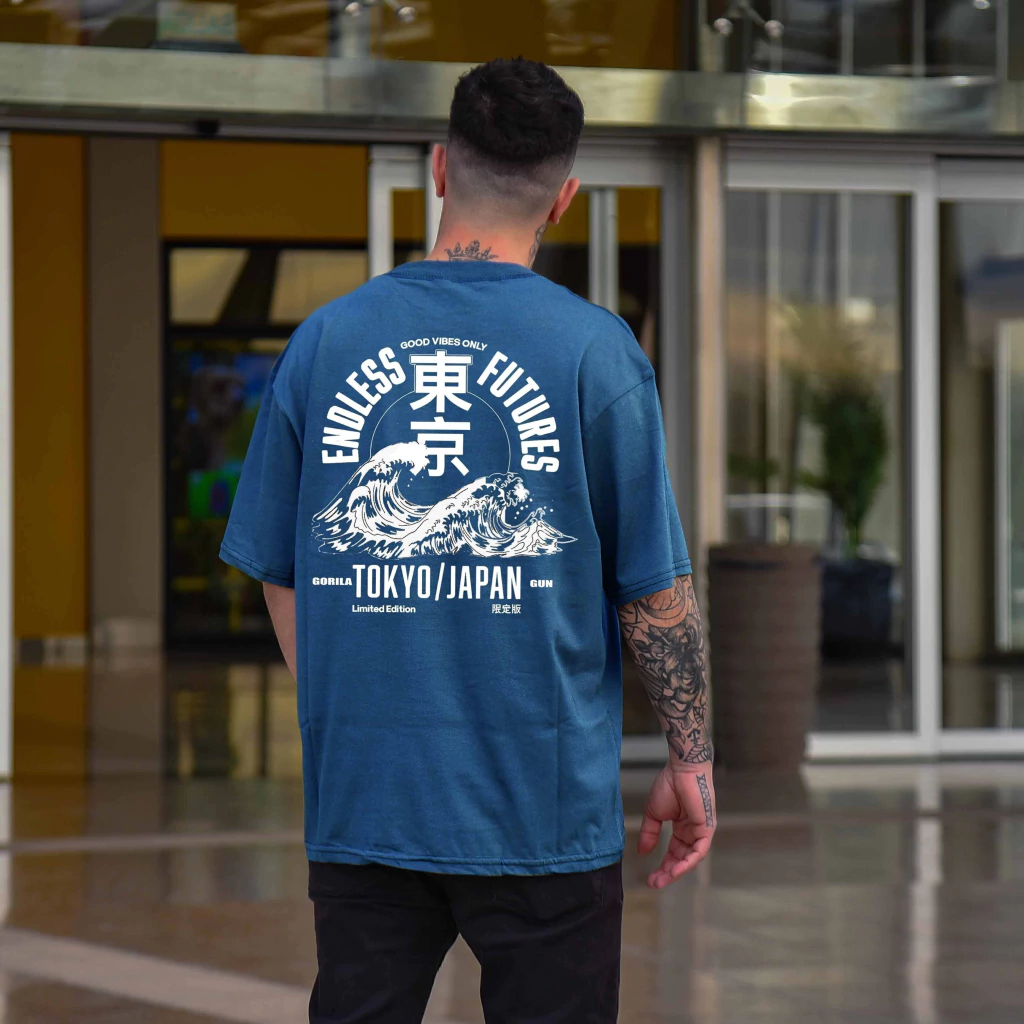 Remera oversize TOKIO ceruleo